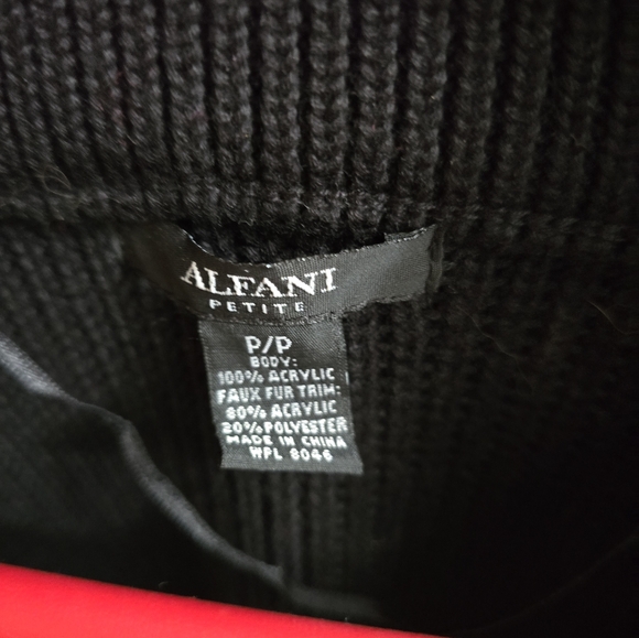 Like New Alfani petite Fur collar sweater vest. - Picture 4 of 4